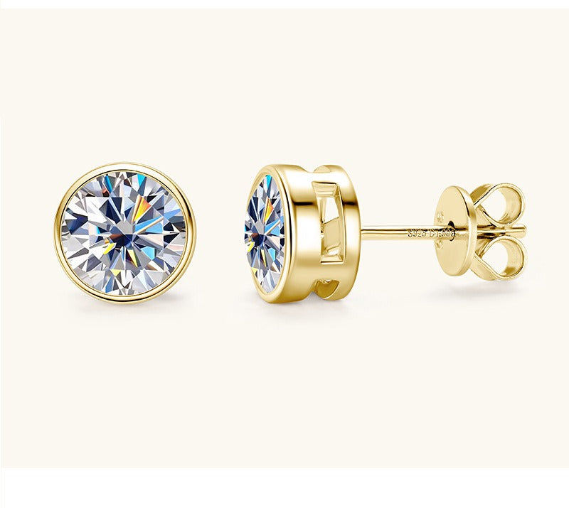 D-color Six-Claw Diamond Stud Earrings