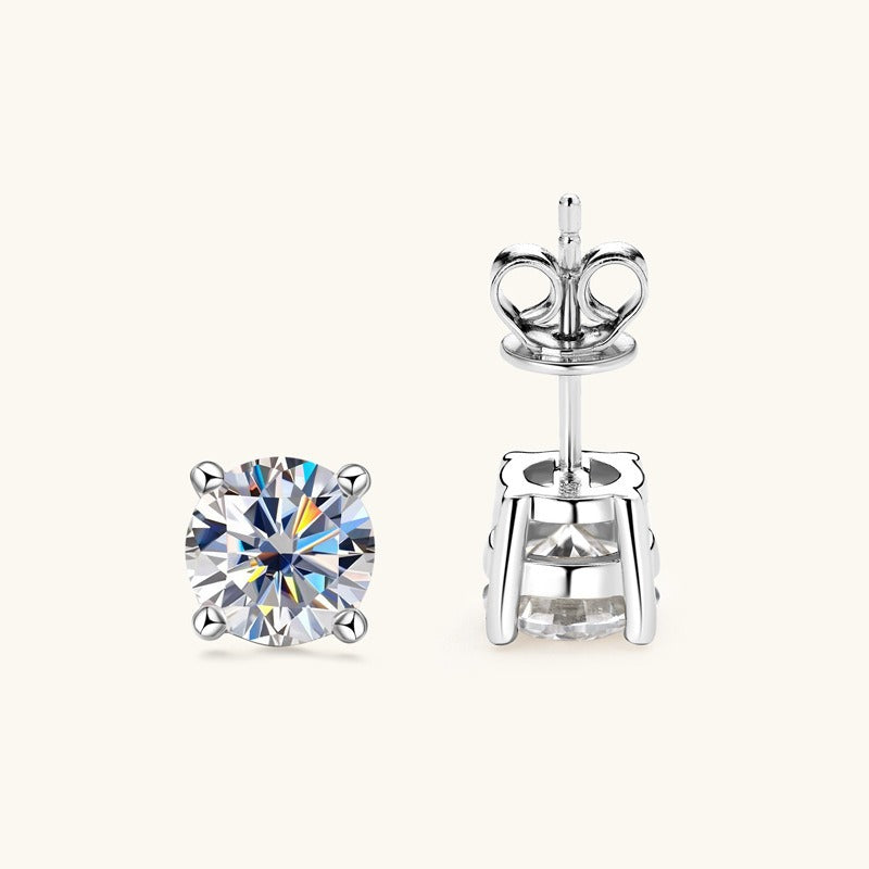 D-color Six-Claw Diamond Stud Earrings